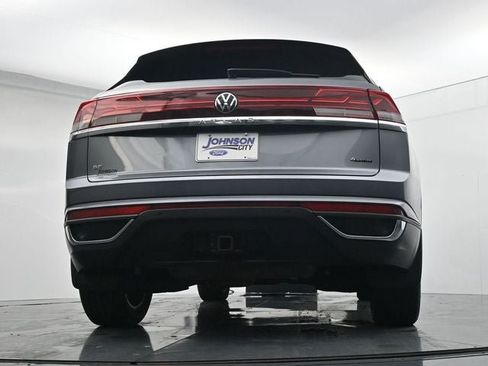Used 2024 Volkswagen Atlas Cross Sport SE AWD/4WD image 40