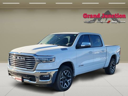 Used 2025 RAM 1500 Laramie image 3