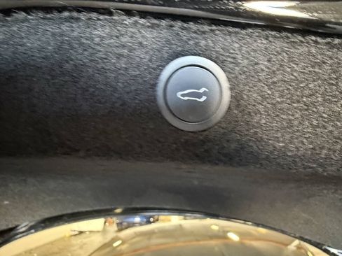 Used 2024 Tesla Model 3 Performance AWD/4WD image 28