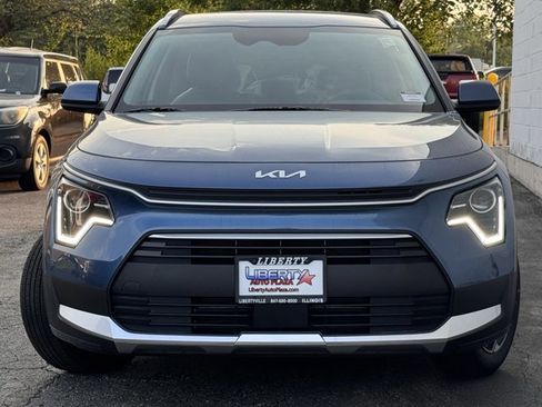 New 2025 Kia Niro EX image 29