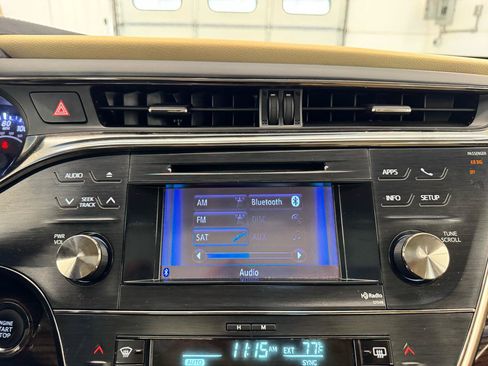 Used 2014 Toyota Avalon XLE Touring FWD image 34
