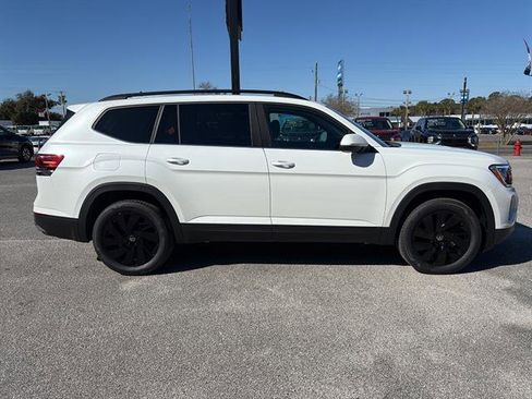 New 2026 Volkswagen Atlas SE FWD image 7