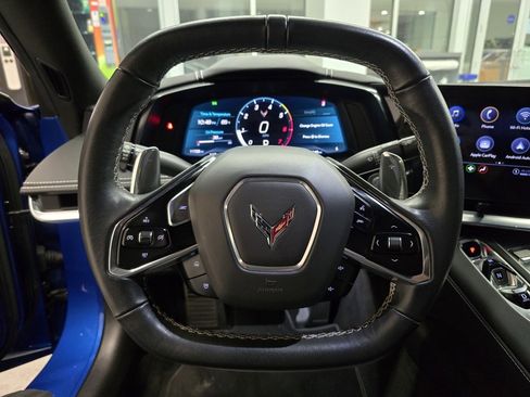 Used 2023 Chevrolet Corvette Stingray Convertible w/ Z51 Performance Package image 26