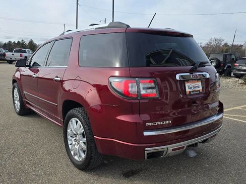 Used 2015 GMC Acadia Denali image 3