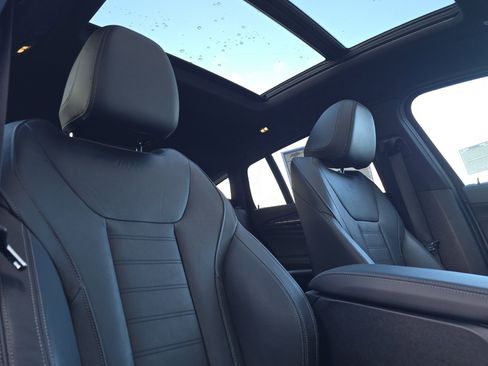 Used 2022 BMW X4 M image 17