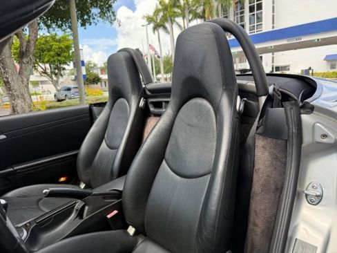 Used 2006 Porsche Boxster S RWD image 11
