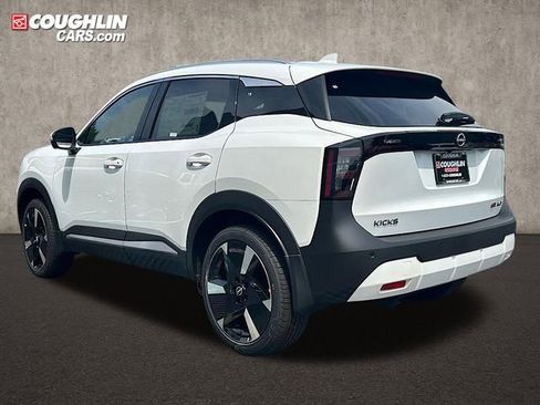 New 2025 Nissan Kicks SR w/ SR Premium Package AWD/4WD image 6