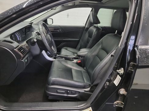 Used 2016 Honda Accord EX-L image 12