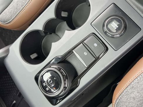 Used 2022 Ford Bronco Sport Outer Banks w/ Tech Package image 22