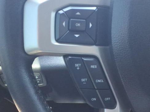 Used 2020 Ford F250 Lariat w/ Lariat Ultimate Package AWD/4WD image 25