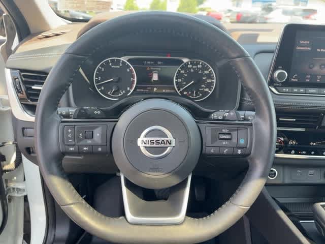 Used 2021 Nissan Rogue SV w/ Premium Package AWD/4WD image 17