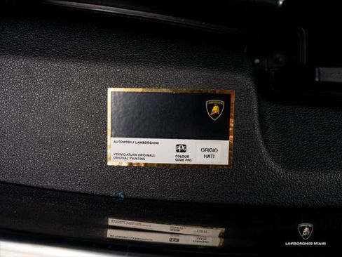 Used 2023 Lamborghini Urus S AWD/4WD image 13