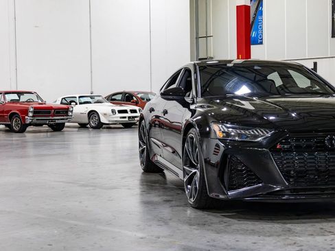 Used 2022 Audi RS 7 Sportback w/ Black Optic Package AWD/4WD image 38