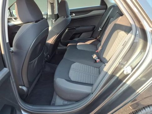 Used 2025 Kia K5 LXS FWD image 12