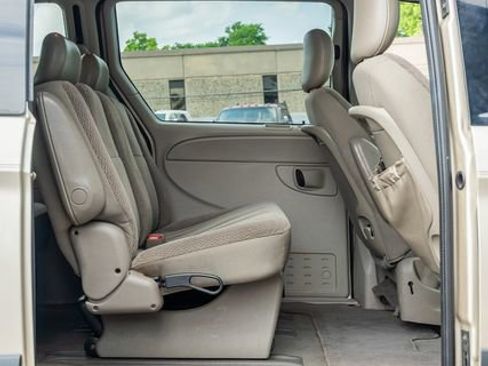 Used 2005 Dodge Grand Caravan SE w/ Popular Equipment Group I image 33