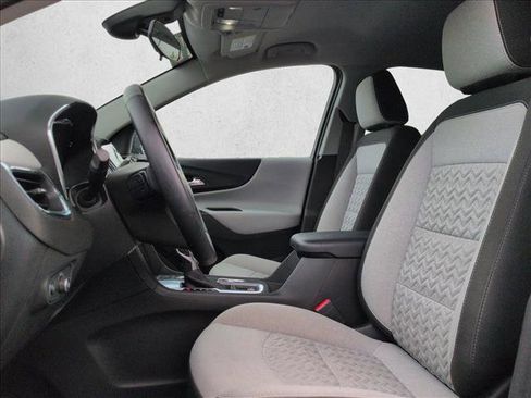 Used 2024 Chevrolet Equinox LT FWD image 15