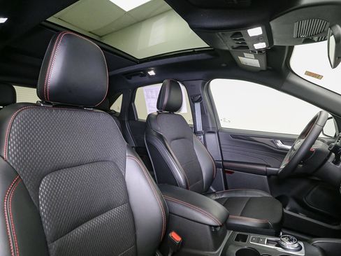 Used 2025 Ford Escape ST-Line Select w/ Tech Pack #1 image 21