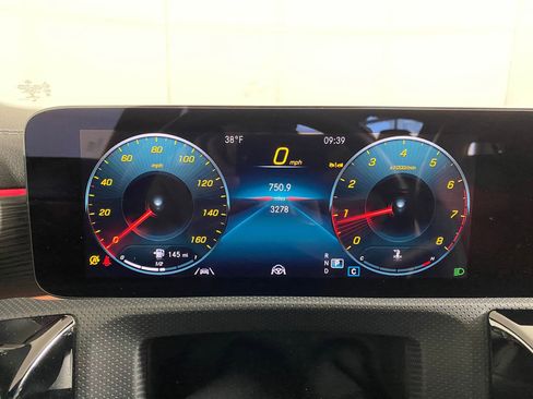 Certified 2023 Mercedes-Benz CLA 250 4MATIC image 19