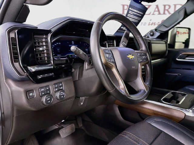 Used 2024 Chevrolet Silverado 2500 High Country w/ High Country Premium Package AWD/4WD image 11