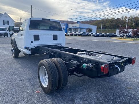 New 2026 RAM 5500 Tradesman w/ Chrome Appearance Group image 5