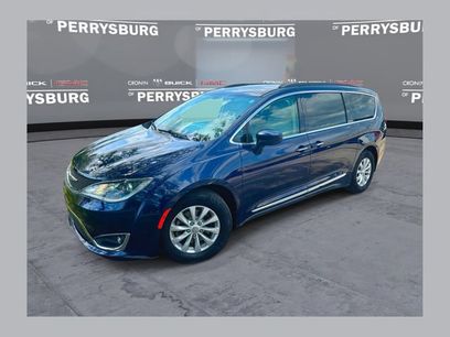 Used 2017 Chrysler Pacifica Touring-L