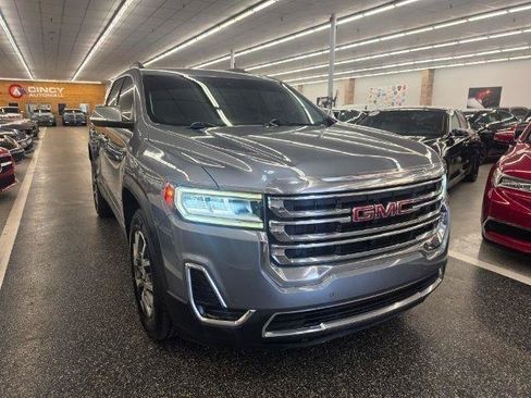 Used 2021 GMC Acadia SLE w/ Driver Convenience Package FWD image 4