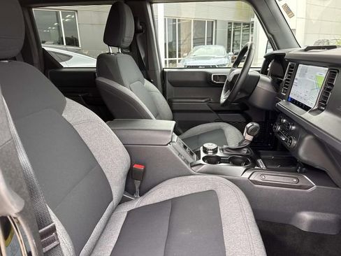 Used 2025 Ford Bronco Big Bend image 8