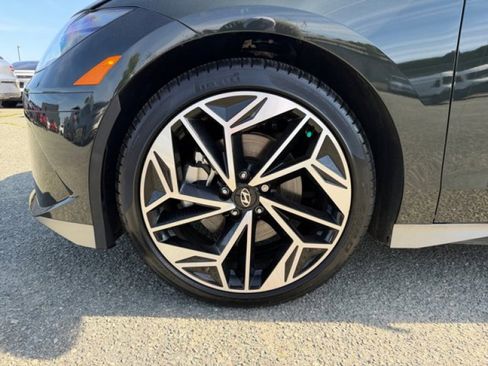 Used 2024 Hyundai Ioniq 6 SEL RWD image 9