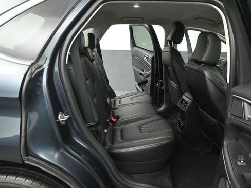 Certified 2024 Ford Edge Titanium image 25