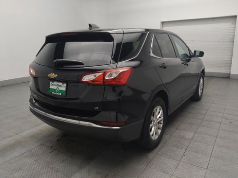 Used 2020 Chevrolet Equinox LT w/ Driver Convenience Package image 9