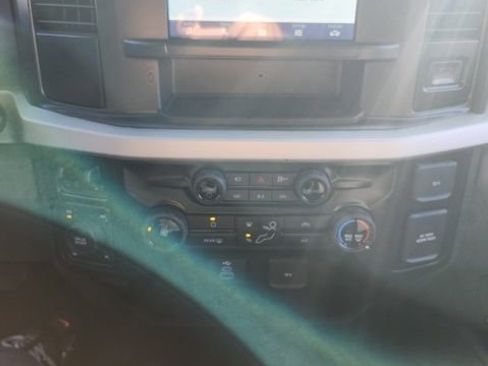 New 2026 Ford F250 XLT w/ 360-Degree Camera Package AWD/4WD image 45