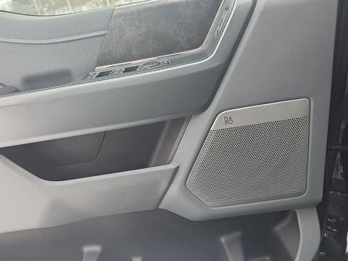 Used 2023 Ford F150 XLT w/ Equipment Group 302A High image 12