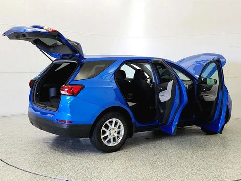 Used 2024 Chevrolet Equinox LS w/ LS Convenience Package FWD image 12