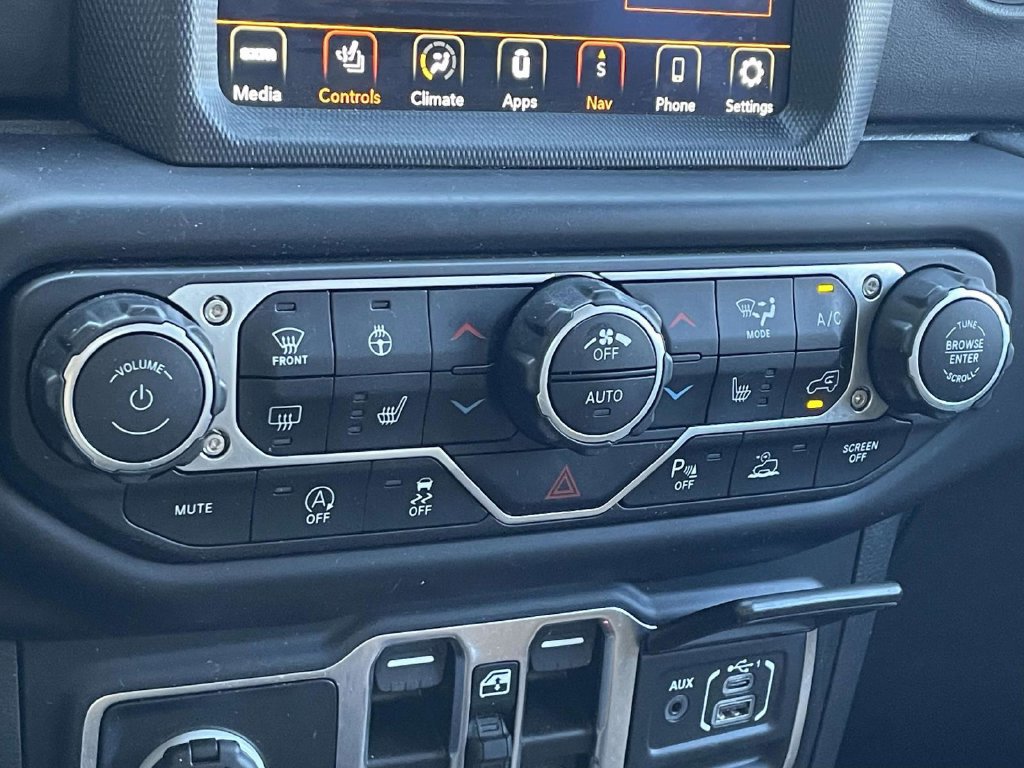 Certified 2023 Jeep Wrangler Unlimited Sahara w/ LED Lighting Group AWD/4WD image 38