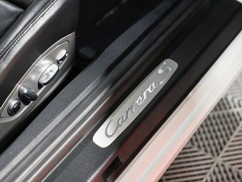 Used 2014 Porsche 911 Carrera S image 25