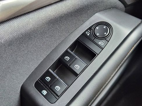 Used 2023 MAZDA MAZDA3 s image 23