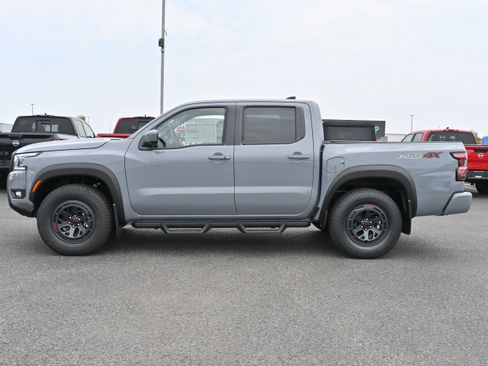 New 2025 Nissan Frontier PRO-4X w/ Pro Premium Package image 5
