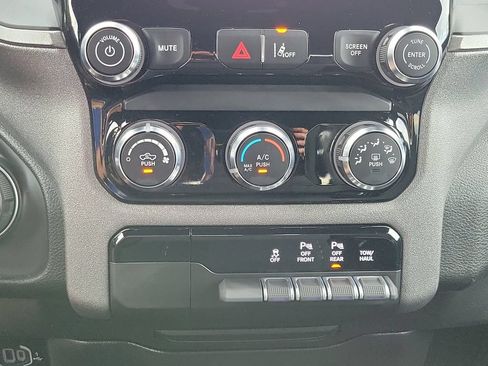 Used 2025 RAM 1500 Tradesman AWD/4WD image 30