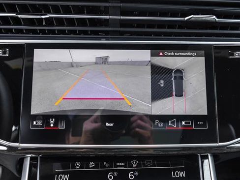 Certified 2025 Audi Q8 Prestige w/ Prestige Package AWD/4WD image 18