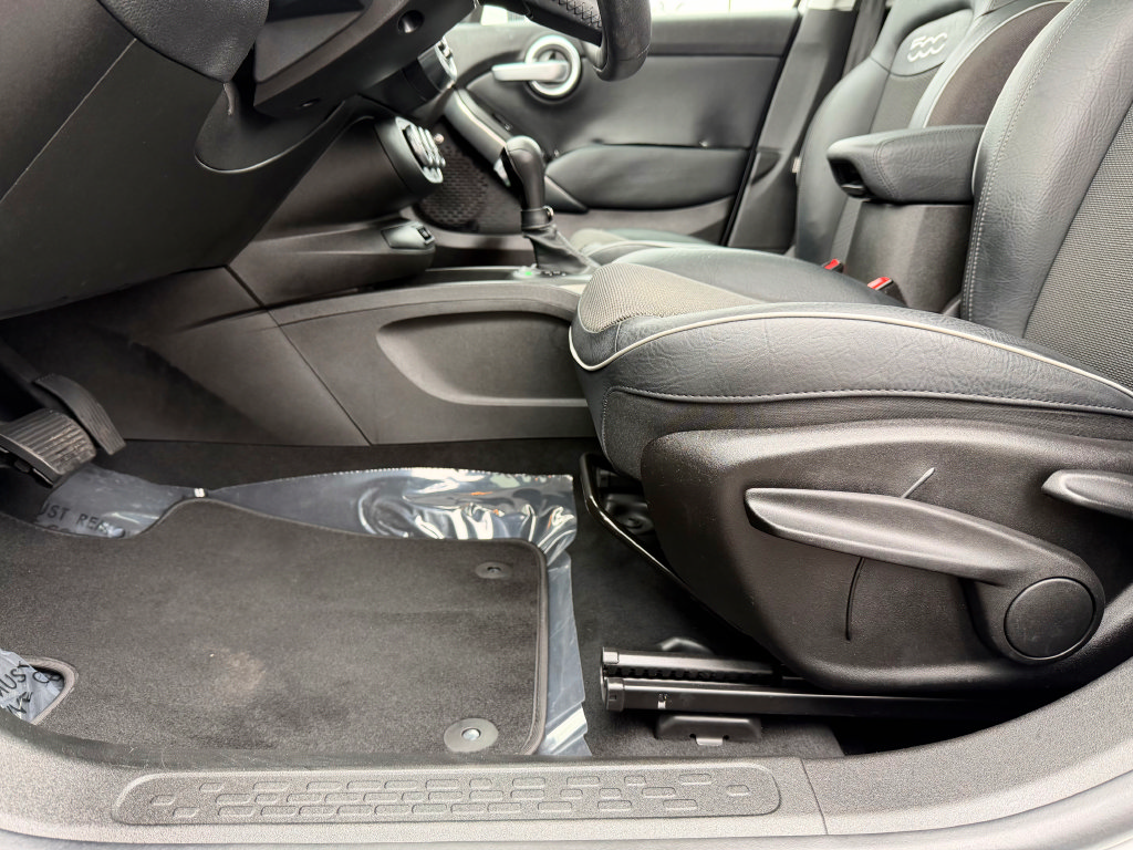 Used 2017 FIAT 500X Trekking FWD image 21