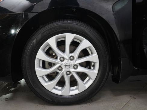 Used 2019 Nissan Sentra SV FWD image 28