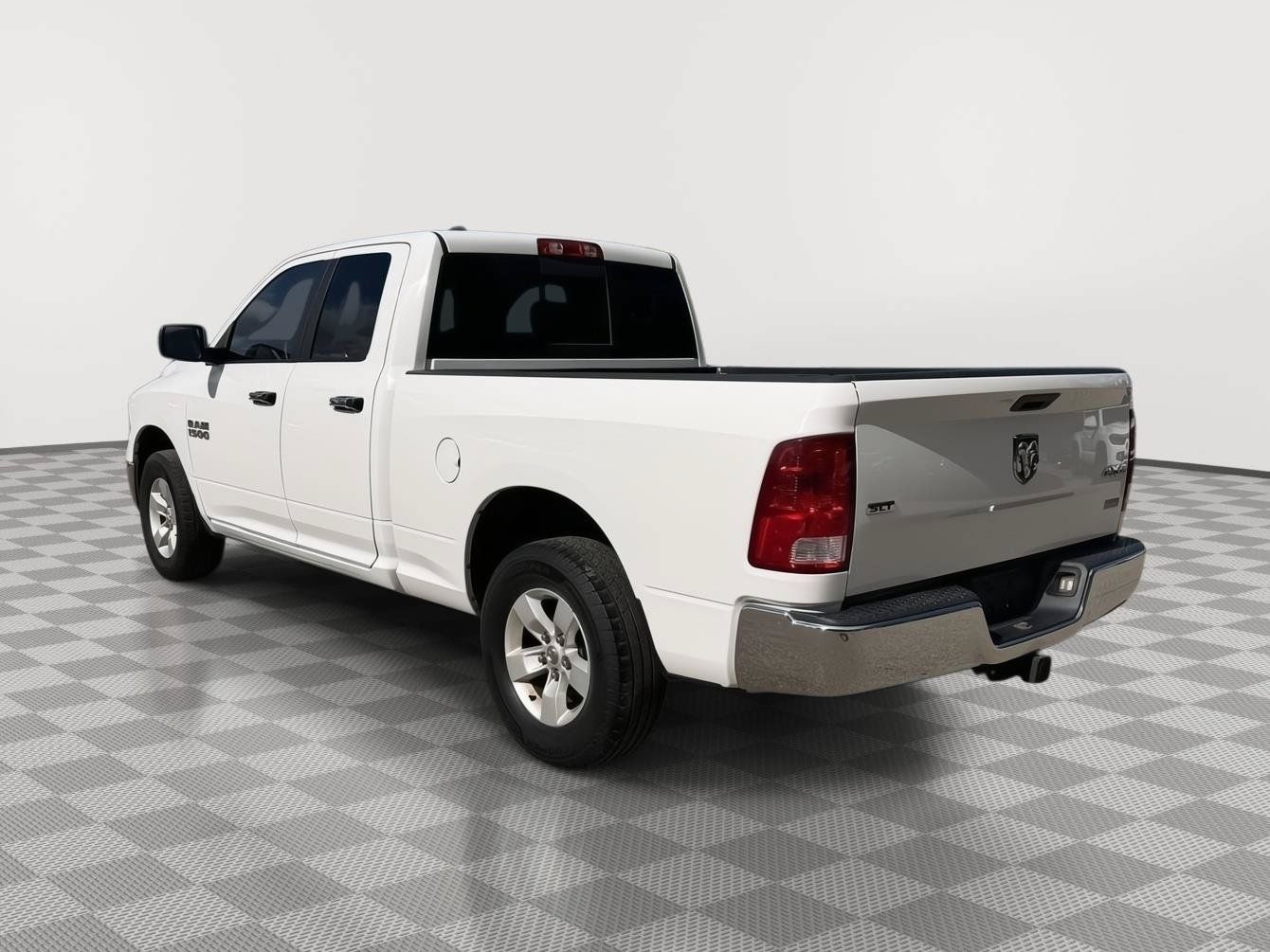 Used 2016 RAM 1500 Classic SLT AWD/4WD image 6