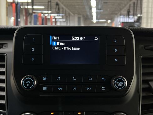 Used 2025 Ford Transit 250 148 Medium Roof image 18