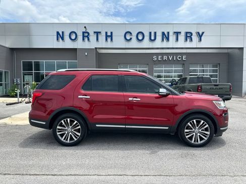 Used 2018 Ford Explorer Platinum AWD/4WD image 1