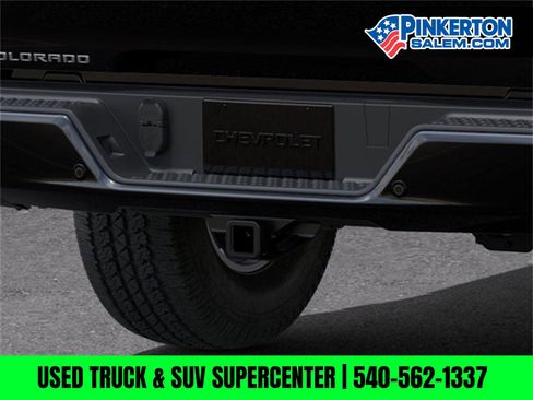 New 2024 Chevrolet Colorado LT w/ LT Convenience Package II image 14