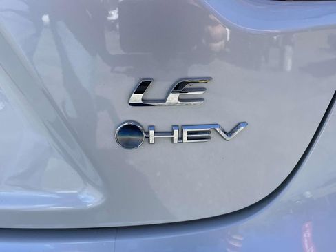 Used 2025 Toyota Corolla LE image 12