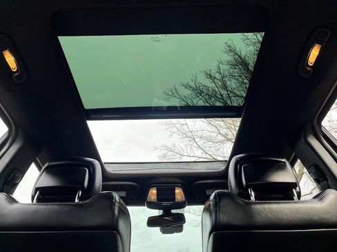 Used 2015 Jeep Grand Cherokee SRT w/ Trailer Tow Group IV image 49