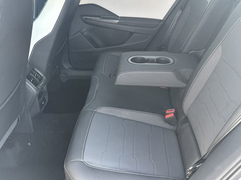 Used 2025 Volkswagen Taos SE FWD image 20