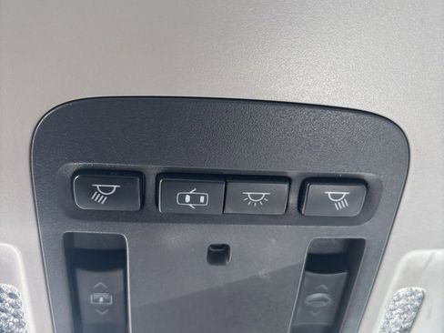 Used 2018 Toyota Camry XSE image 24