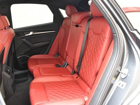 Used 2023 Audi SQ5 Premium Plus w/ Premium Plus Package image 19